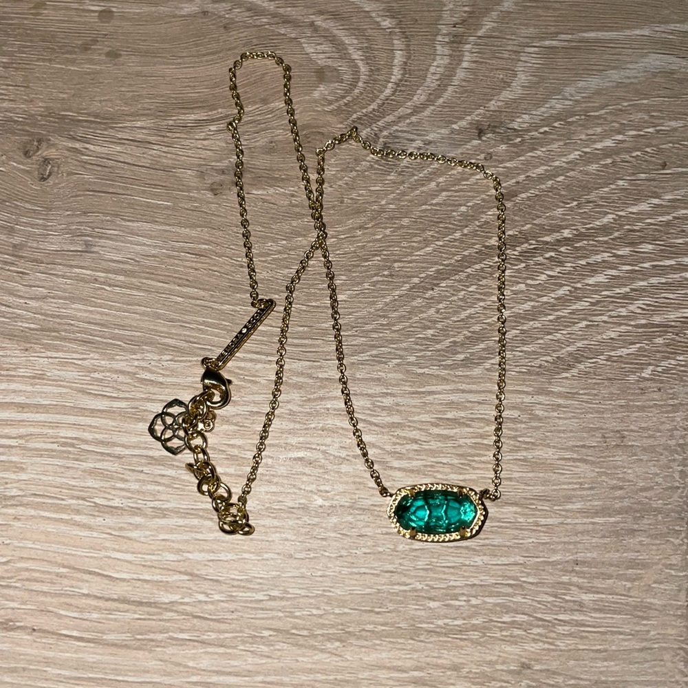 Kendra Scott Necklace